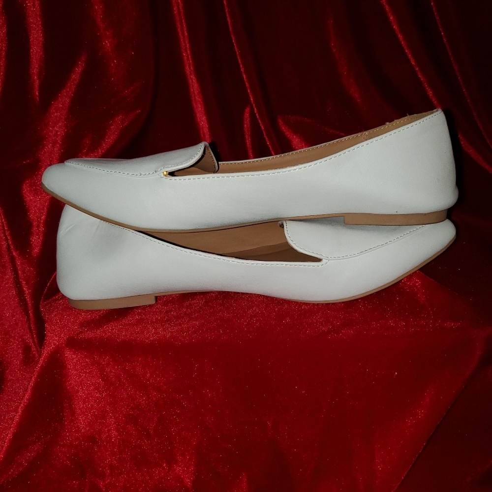 ❤Flats❤ - Picture 5 of 6